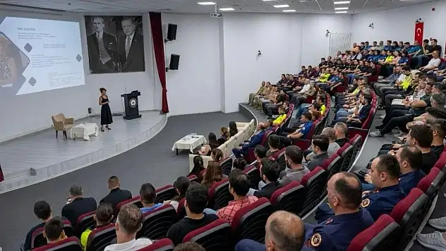 'Erken Çocukluk' konferansı