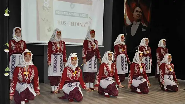 'Kadının Emeği, Kızlarımızın Geleceği' Programı Yoğun İlgi Gördü