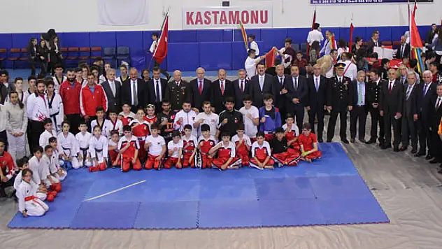 19 Mayıs coşkuyla kutlandı
