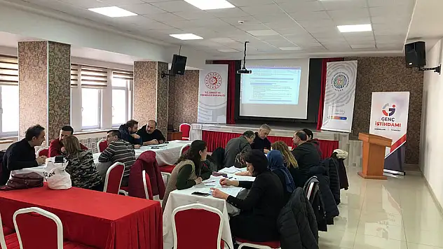 164 mesleki öğretmene eğitim verildi