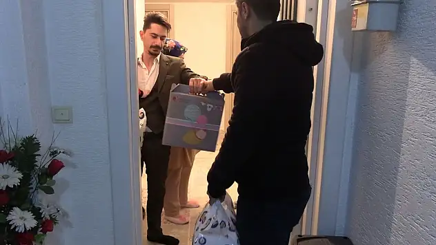 2023 yılının ilk bebeğine hediye