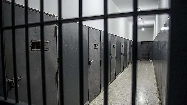 13 Yıl Hapis Cezasıyla Aranıyordu, Yakalandı