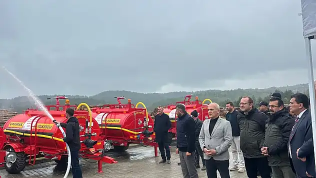 17 Adet Sulama Tankeri Dağıtıldı