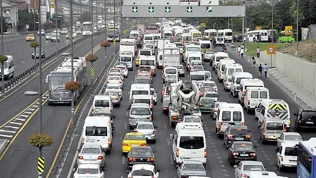 173 Bin 939 Taşıt 37 Plaka Taşıyor