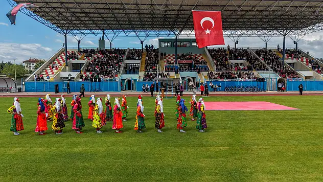 19 Mayıs Gurur Ve Heyecan İçerisinde Kutlandı