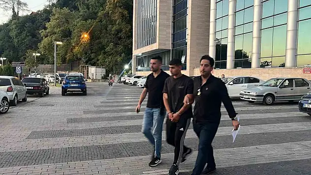 19 yaşındaki genci bıçaklayarak ölümüne sebep olan zanlı tutuklandı