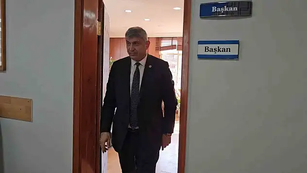 27 Yıl Hizmet Ettiği Belediyeye Başkan Oldu