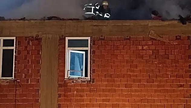 2 Katlı Ev Küle Döndü
