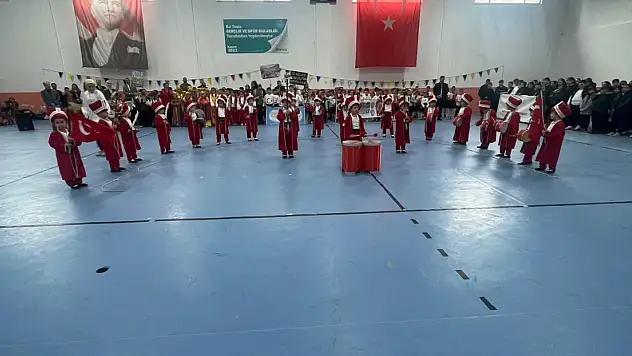 23 Nisan Heyecanı İlçede Birlikte Yaşandı