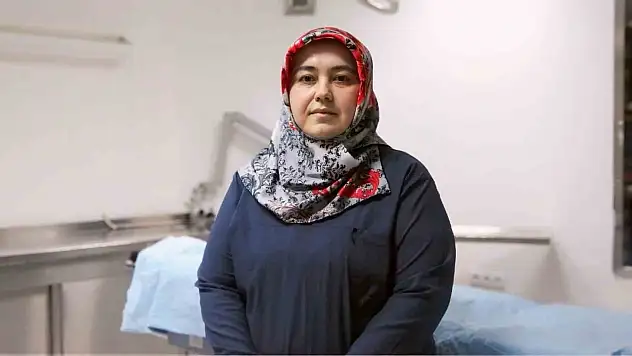 Azmi ile Yılın Hemşiresi Seçildi