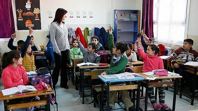 24 Kasım'da 15 Bin Öğretmen Ataması Yapılacak