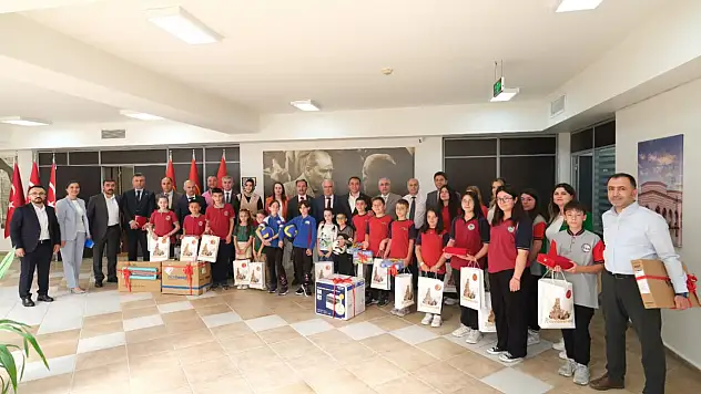 4 Ton 94 Kilogram Atık Topladılar