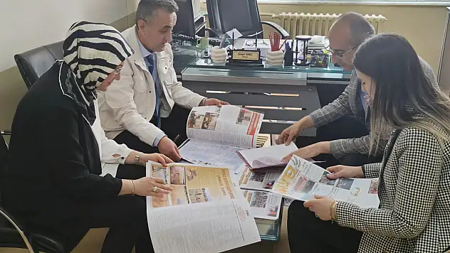 4 Yıldır Gazete Çıkarıyorlar