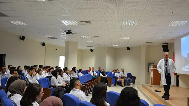 44 Tıp öğrencisi KEAH'da staja başladı