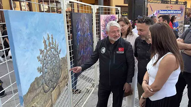 6 farklı ülkeden 34 sanatçı Çorum'un güzelliklerini ve tarihini tuvallere taşıdı