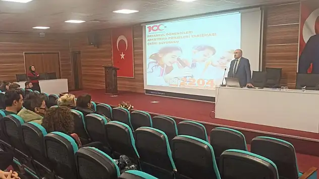 80 Ortaokul Öğretmeni Bilgilendirildi