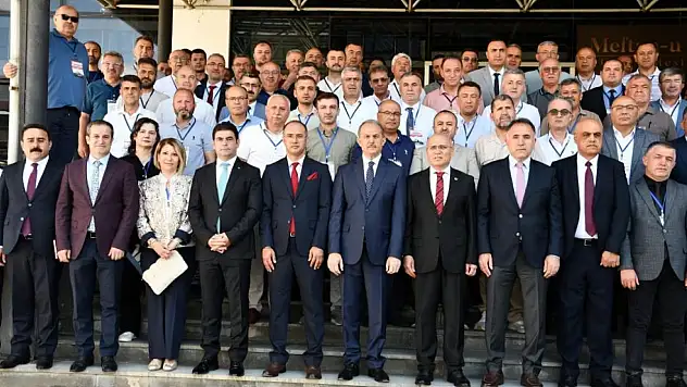 81 İlin Öğretmenevi Müdürleri Hakkari'de Buluştu