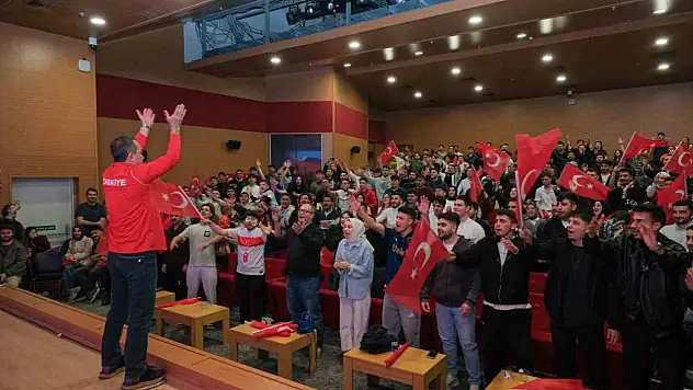 A Milli Takım'ın Kosova Galibiyeti Bayram Havası Estirdi