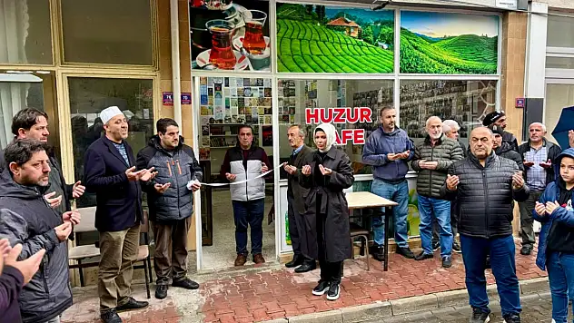 Abana'da Huzur Cafe Hizmete Açıldı