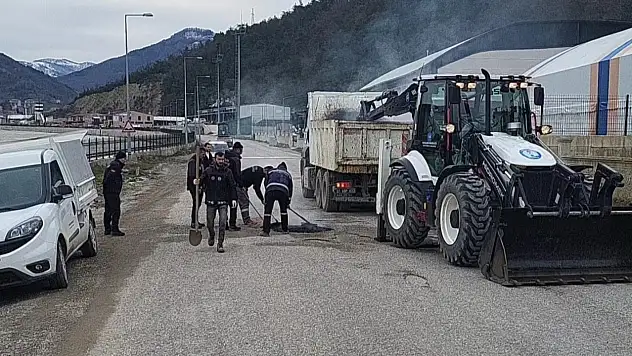 Abana'da Yol Bakım ve Asfalt Çalışmaları Sürüyor