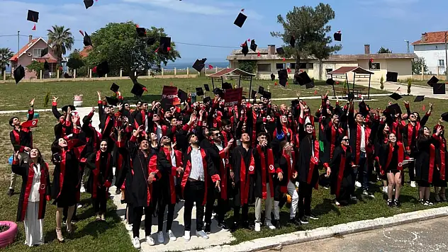 Abana MYO'da Mezuniyet Coşkusu