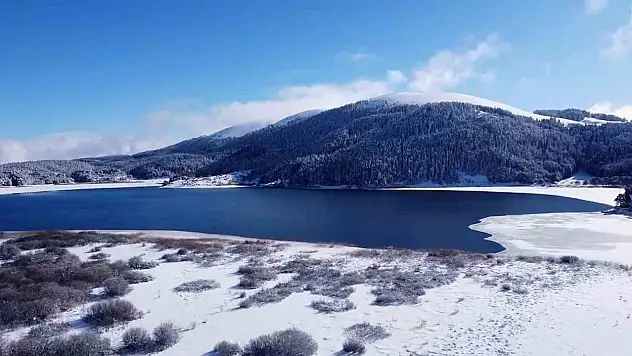 Abant Gölü'nde Kış Güzelliği