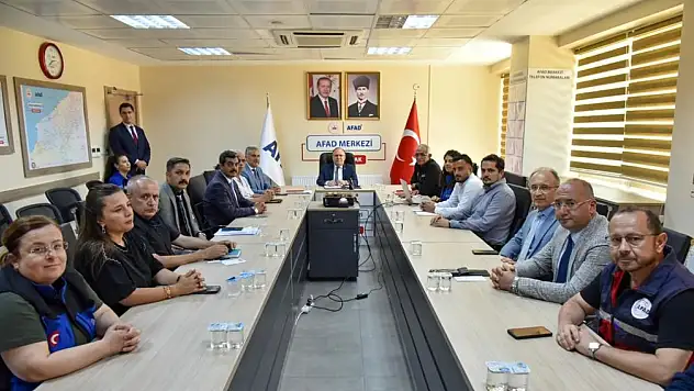 AFAD Koordinasyon Merkezi 24 saat esasıyla faaliyete geçti