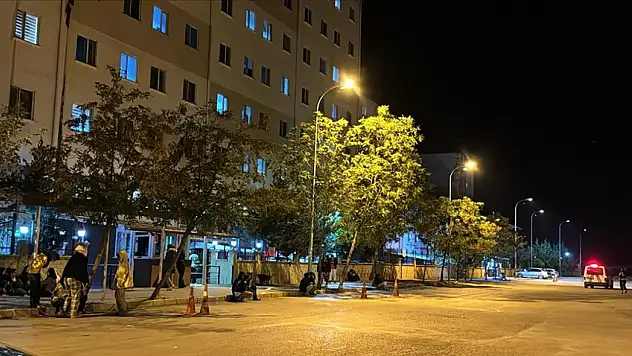Afyonkarahisar'da Deprem Oldu