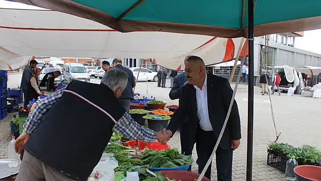 Ağlı'da Bayram Öncesi Bülent Ergin'den Pazar Ziyareti