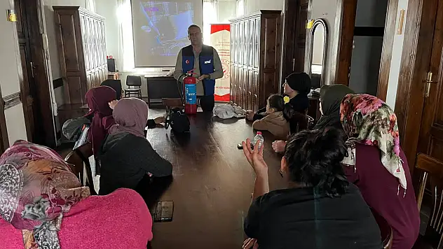 Aile Destek Merkezi Personeline Yangın Eğitimi