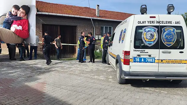Aile Katliamı! Eşini ve İki Çocuğunu Öldürdü
