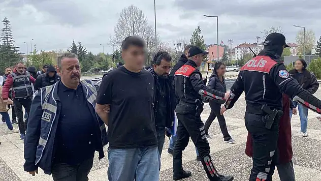 Ailelerden Basın Mensuplarına Tepki