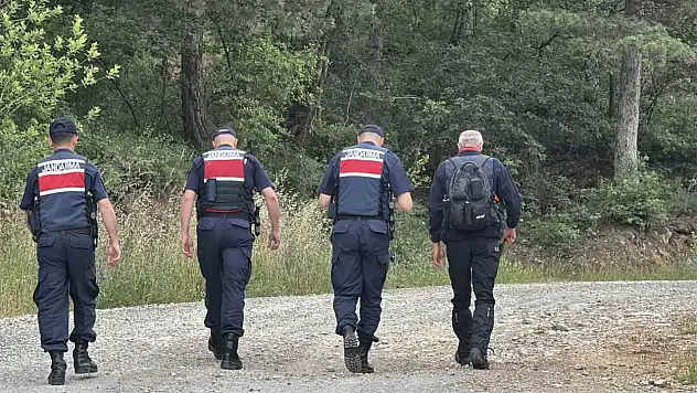Ailesinin 18 gündür haber alamadığı genci arama çalışmaları sürüyor