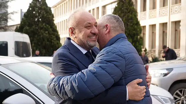 AK Parti Belediye Başkan Adayı Tahsin Babaş: 'Bilmek İçin Değil Öğrenmek, Uygulamak İçin Dinliyoruz'