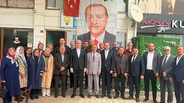 AK Parti'de İstişare Toplantısı Yapıldı