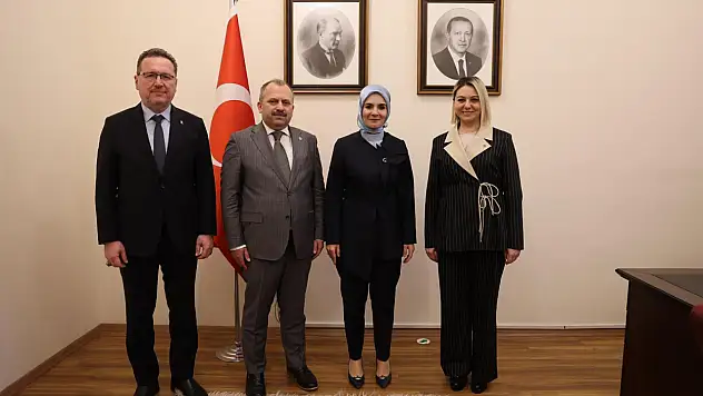 AK Parti'den Bakan Göktaş'a Ziyaret