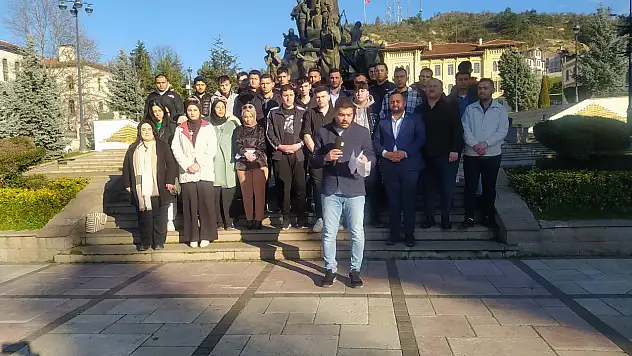 AK Parti Gençlerinden CHP'ye Tepki