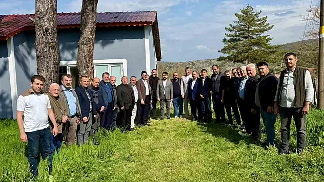AK Parti Heyeti Hıdırellez Etkinliklerinde Vatandaşlarla Buluştu
