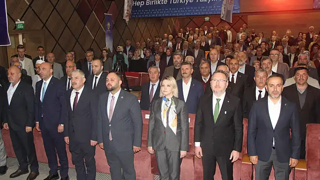 AK Parti İl Danışma Meclisi Halk Eğitim Merkezi'nde Yapıldı
