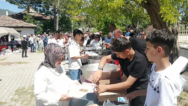 AK Parti İlk İlçe Ziyaretini Hanönü'ne Yaptı
