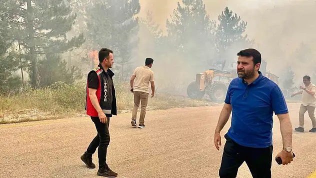 AK Parti Karabük Milletvekili Şahin: 'Bu, Karabük Tarihinin En Büyük Yangını'
