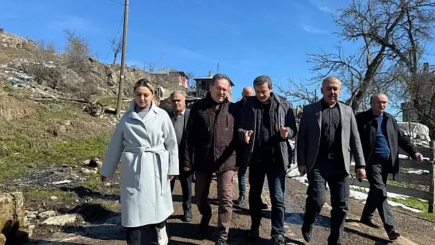 AK Parti Kastamonu Heyeti Ağlı'daki Yangınzedelerle