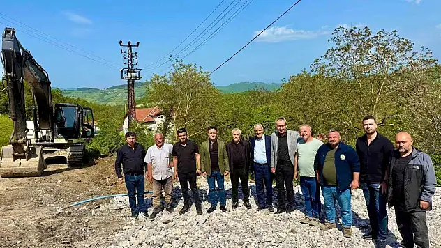 AK Parti Merkez İlçe Teşkilatı Köy Ve Beldelerde Çalışmaları İnceledi
