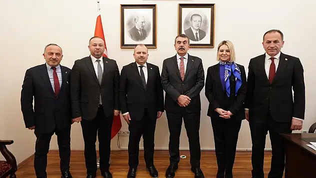 AK Parti Milletvekili Ekmekci'den Bakan Tekin'e Ziyaret