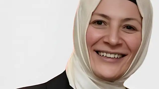 Ak Parti'nin Eski MKYK Üyesi Emine Çift Hayatını Kaybetti
