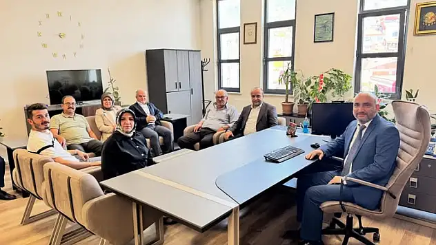 AK Parti Tosya İlçe Teşkilatından İsmail Sabuncu'ya Ziyaret