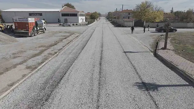 Alaca'da Sokaklar Asfaltlanıyor