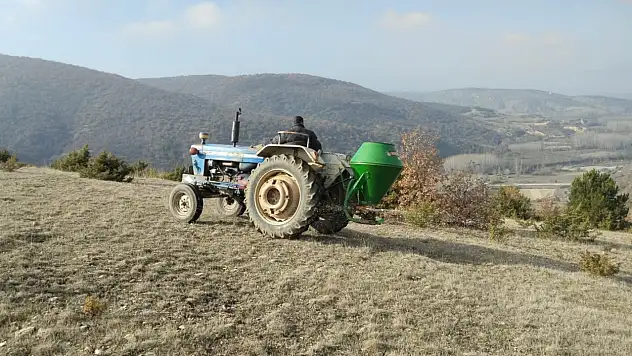 Alamabatak Köyünde Sonbahar Gübrelemesi Yapıldı
