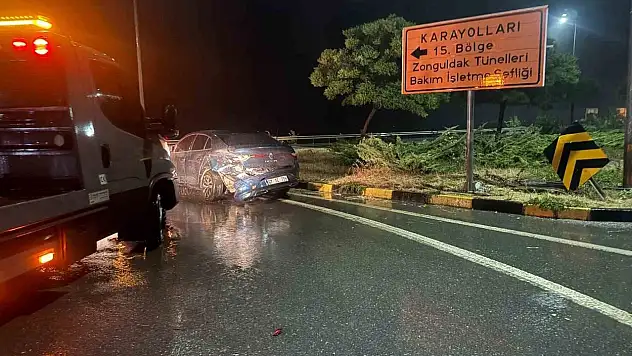 Alaplı Akçakoca yolunda kaza5 yaralı