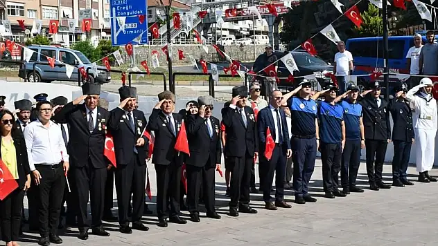 Alaplı'da 30 Ağustos Zafer Bayramı Törenle Kutlandı